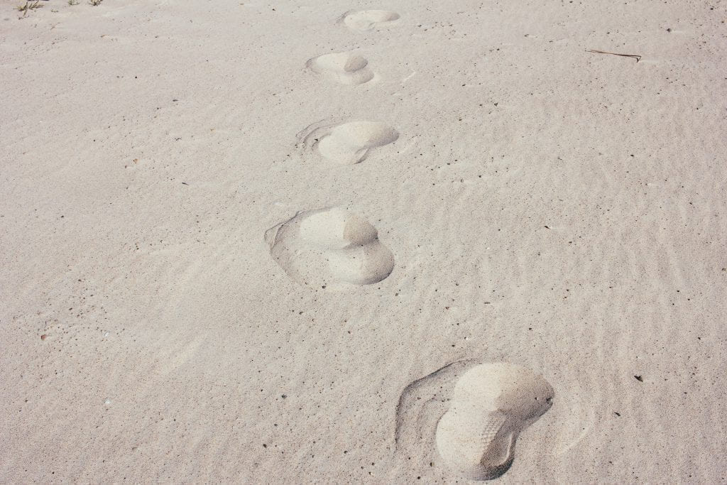 Footsteps in the sand - freestocks.org - Free stock photo on Points and Pathways